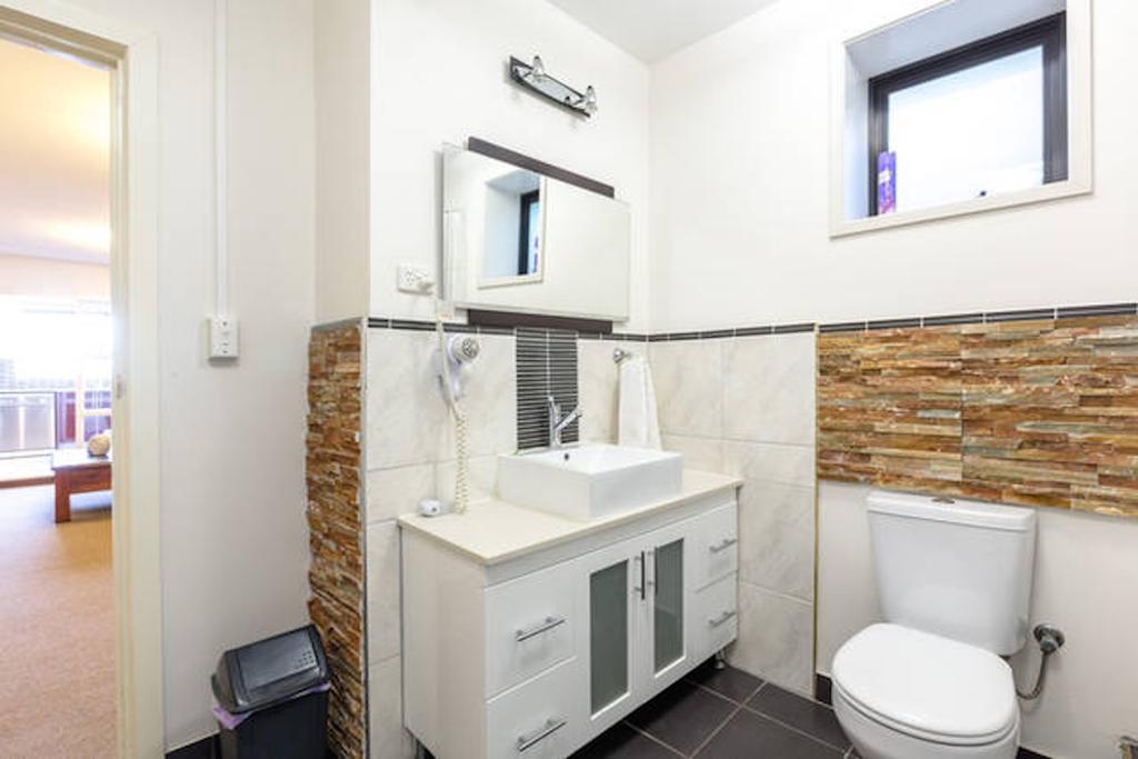 Beachfront Apartment Blackmans Bay Kingston Beach Bagian luar foto